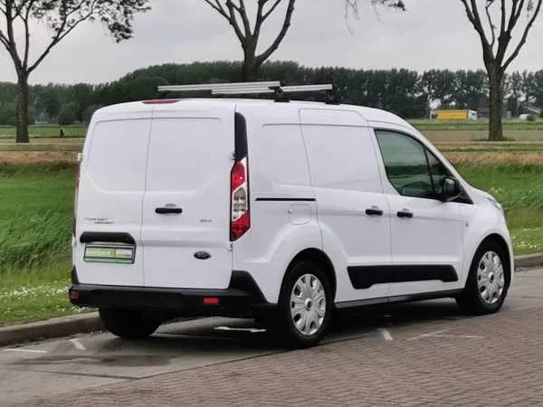 Ford Transit Connect 1.5 ECOBLUE L1H1 Image 3