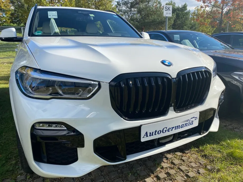 BMW X5 xDrive 45e M-Paket Individual Laser  Image 3